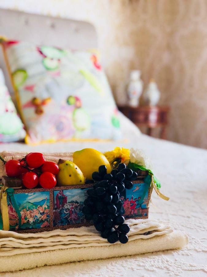 Dimora Umberto Bed & Breakfast Катания Екстериор снимка