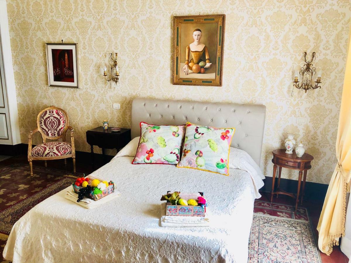 Dimora Umberto Bed & Breakfast Катания Екстериор снимка