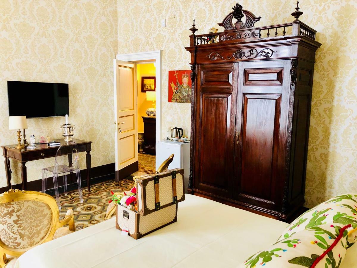 Dimora Umberto Bed & Breakfast Катания Екстериор снимка
