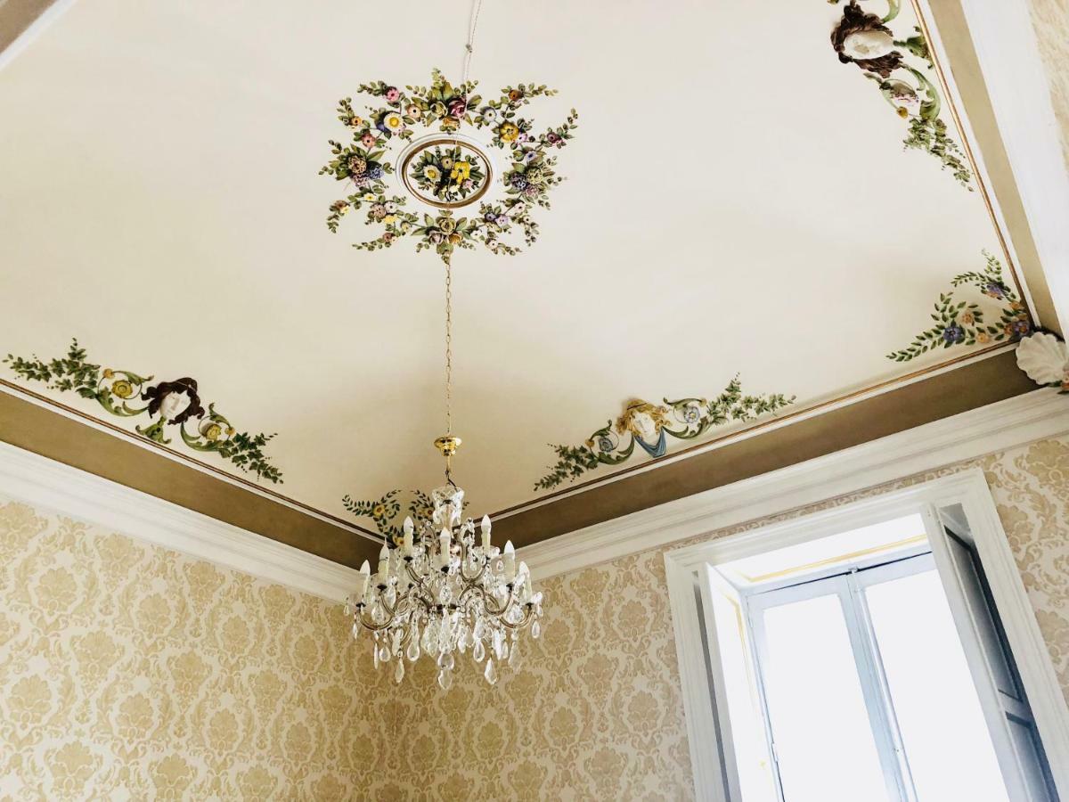 Dimora Umberto Bed & Breakfast Катания Екстериор снимка