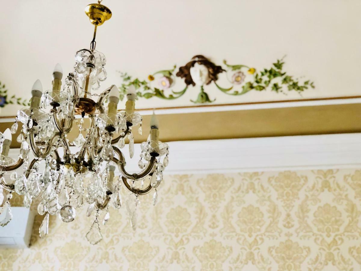 Dimora Umberto Bed & Breakfast Катания Екстериор снимка